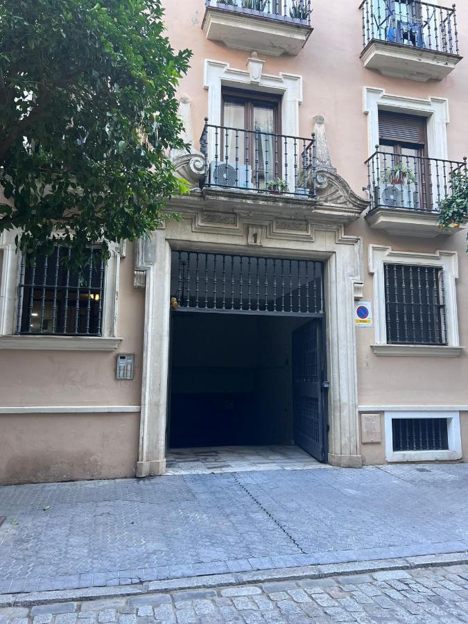 Apartamento Turistico R. Gonzalez Abreu Sevilla Exterior foto