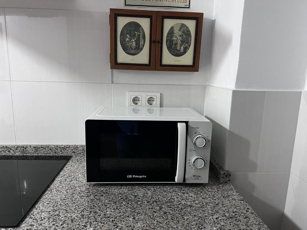Apartamento Turistico R. Gonzalez Abreu Sevilla Exterior foto